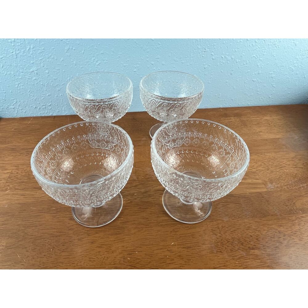 VTG Clear Pressed Glass Footed Sherbet Dessert Cups Set 4 Embossed Daisy Swirl
